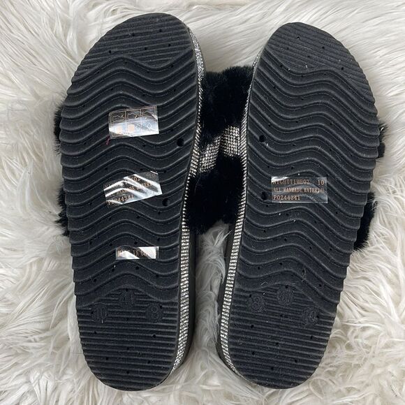 Fashion Nova Slides   - Picture 5 of 6